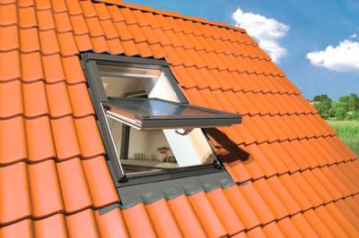 Мансардные окна FAKRO FTT U6 Thermo напрямую со склада завода в Екатеринбурге. Гарантируем низкую цену! Мансардные окна FAKRO FTT U6 Thermo