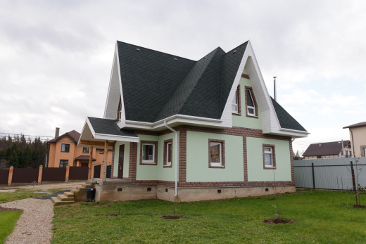 Гибкая черепица Shinglas Финская Соната напрямую со склада завода в Екатеринбурге. Гарантируем низкую цену! Гибкая черепица Shinglas Финская Соната